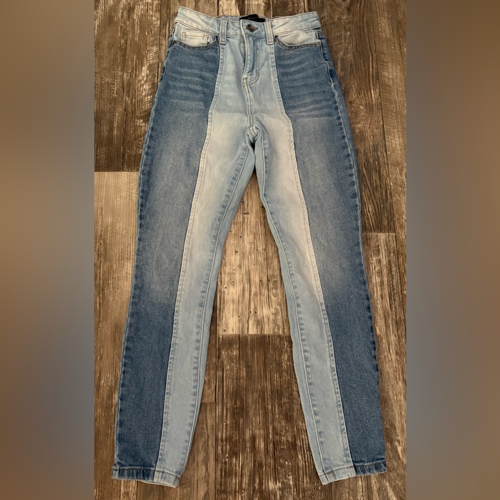 Kendall & Kylie Light and Dark Blue Jeans